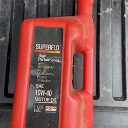 Exxon 10/40 Motor Oil 