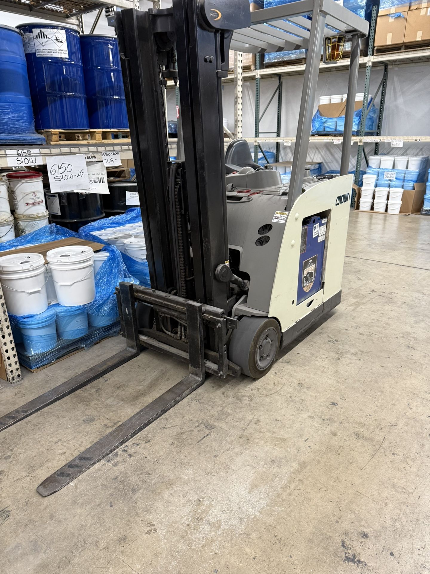 Crown Standup Forklift
