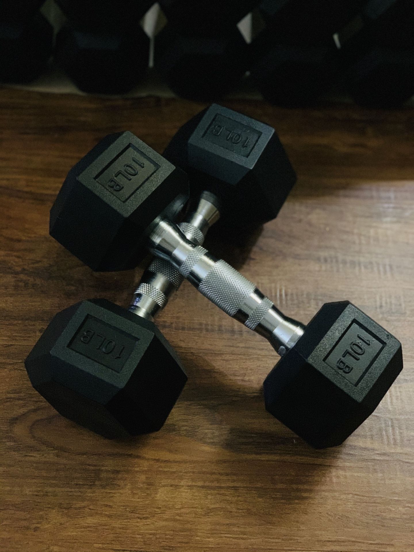 Brand New Pair Of 10 Lbs Rubber Hex Dumbbells