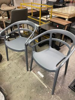 2 chairs plastic