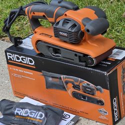 Brand New RIDGID 6.5 Amp Corded 3 in.W X 18 in.L Heavy-Duty Variable Speed Belt Sander with AIRGUARD Technology