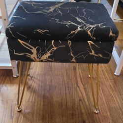 Stool/Ottoman with storage
