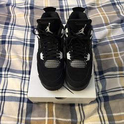 Jordan 4 Retro White Thunder