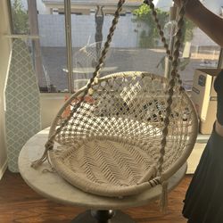 Hanging chair