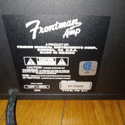 FENDER GUITAR AMP
