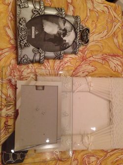 Lot of wedding frames