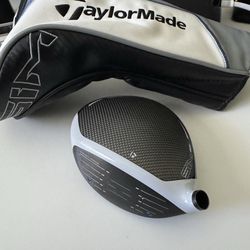 TOUR ISSUE TAYLORMADE SIM Driver 10.5 Head Only