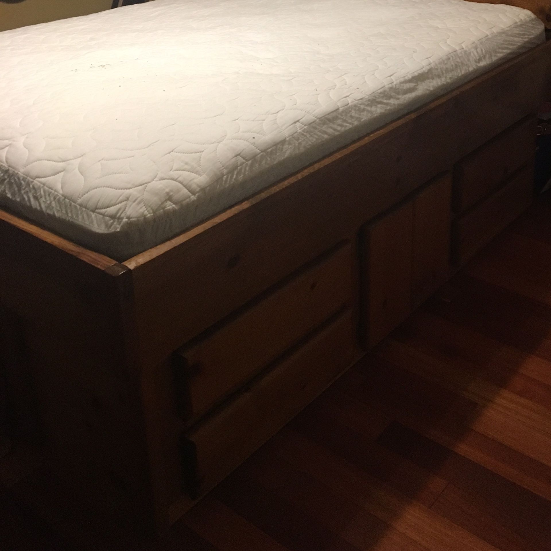 Waterbed frame Queen for Sale in Federal Way, WA OfferUp