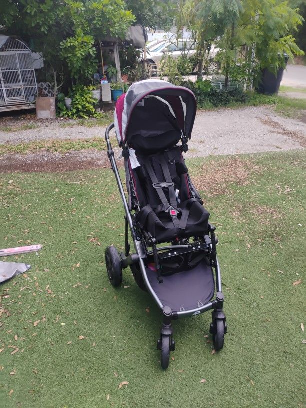 ZIPPIE VOYAGE SPECIAL NEEDS STROLLER/LIKE NEW
