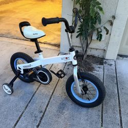 RoyalBaby Kids Bike 12” w/ Training Wheels – Good Condition