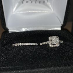 Diamond Engagement Ring/w Band