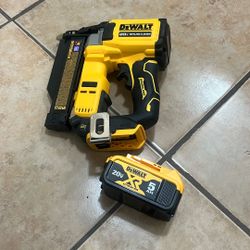 Dewal 23 GA Pin Nailer