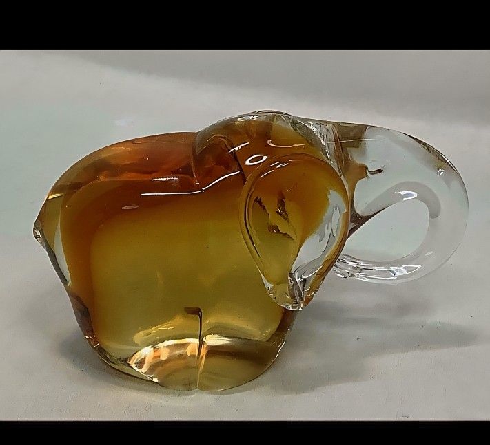 Vtg RareMurano Art Glass Elephant Clear/Amber 5.5"X2 1/2" handmade