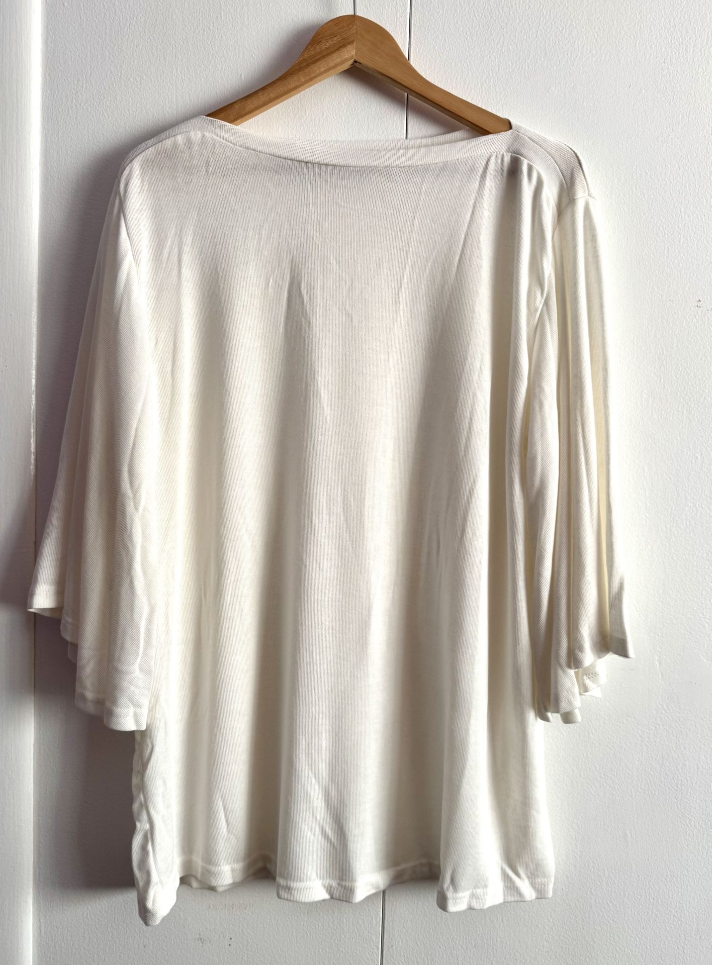 White Blouse, Large