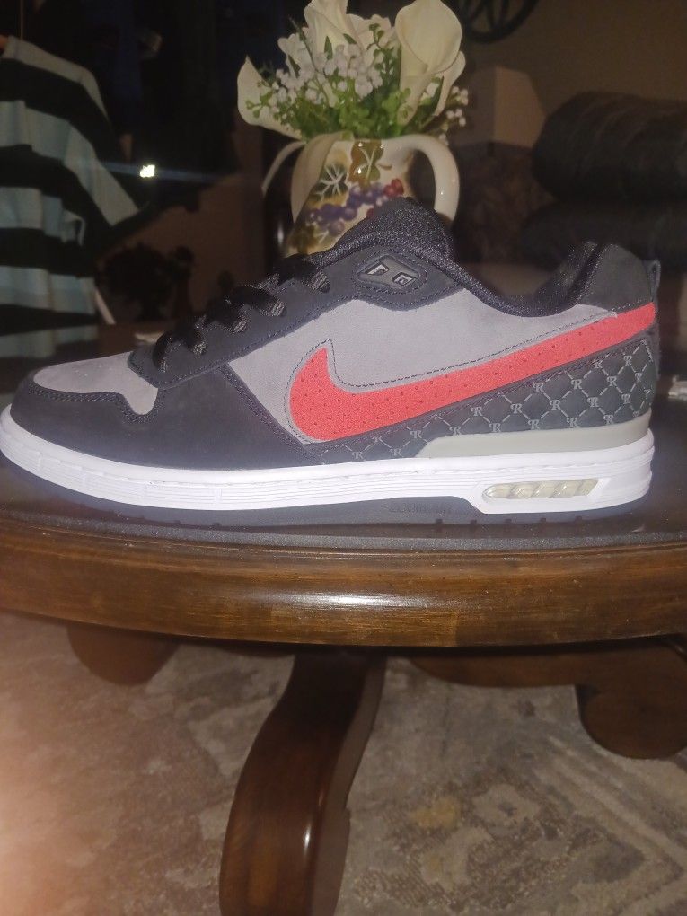 Nike SB Paul Rodriguez Zoom Air BRED Size 11