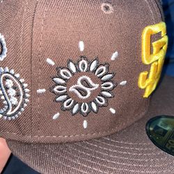 New Era San Diego padres Hat 7 3/8 for Sale in San Diego, CA - OfferUp