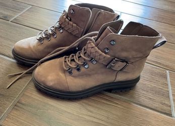 Vince Camuto x Styled Snapshots Lace-Up Boots - Bindelia / Cashmere Leather, size 8