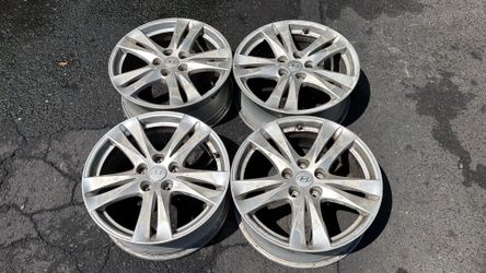 Hyundai Santa Fe 18 Inch OEM aluminum wheels 5x114.3mm