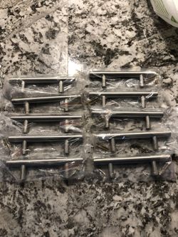 10 Cabinet handles