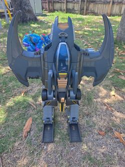 482
DC, Batman 4-in-1 Transforming Gotham City Guardian Playset