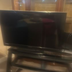TV 32 inch