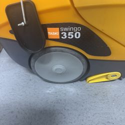 Floor Scrubber