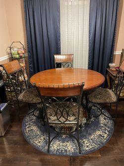 Dining Set/ Table &4 Chairs