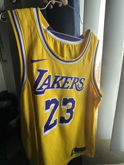 Lakers LeBron James Men’s Jersey