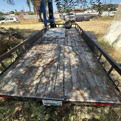 7x18 FlatBed Trailer With Ramps