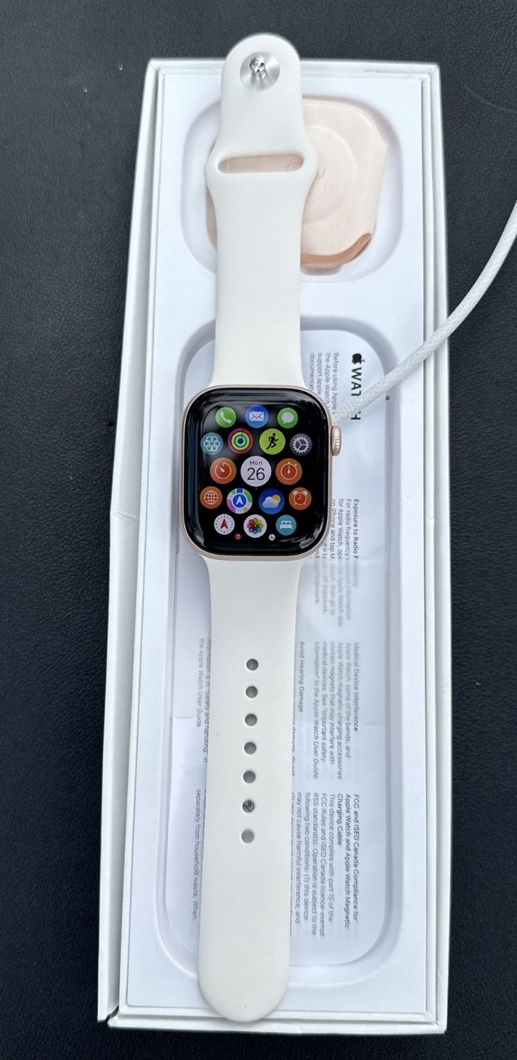 Apple Watch Series 10 GPS + Cellular