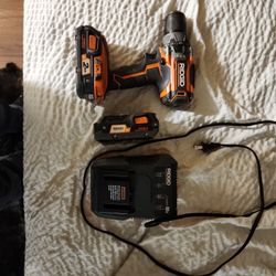 RIDGID Gen5x 18v Drill Two Batteries And Charger