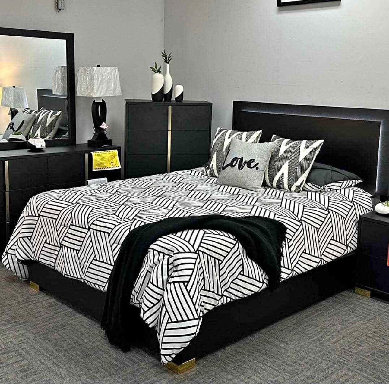 Brand New Complete Bedroom Set With Led Lights- Finance Available $0 Down 