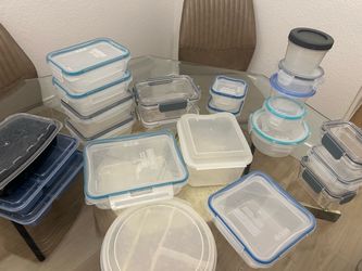 Assorted Tupperware Set