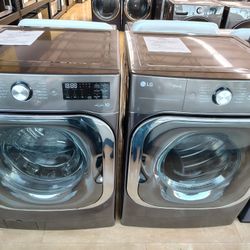 COMBO Set - LG 9.0 SMART Gas Dryer ($899.00) / LG 5.2 Cu. Ft. SMART Front Load Washer ($849.00)