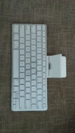 Apple Keyboard For An iPad Mini 2,3,4