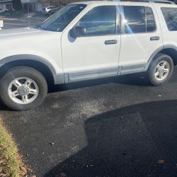 2003 Ford Explorer 