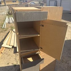 Free Furniture 