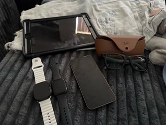Apple Watch Ultra 49mm + Ray-Ban Meta Smart Glasses