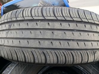 205/60R16 Car Tires  Dot 2025 (2)