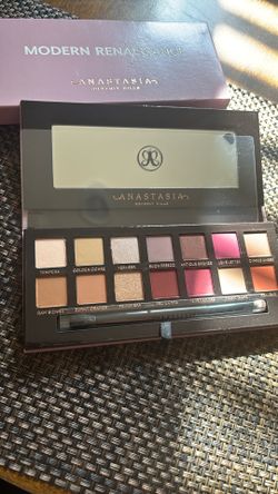 Anastasia Modern Renaissance eyeshadow palette