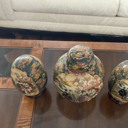 Oriental Ceramic Hand-Painted Decorative Egg With Matching Center Vase