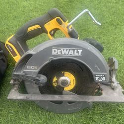 Dewalt 60 Volt Cordless Circular Saw