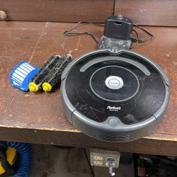 iRobot Roomba 675