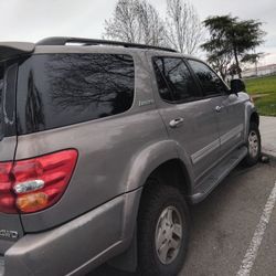 Toyota Sequoia 