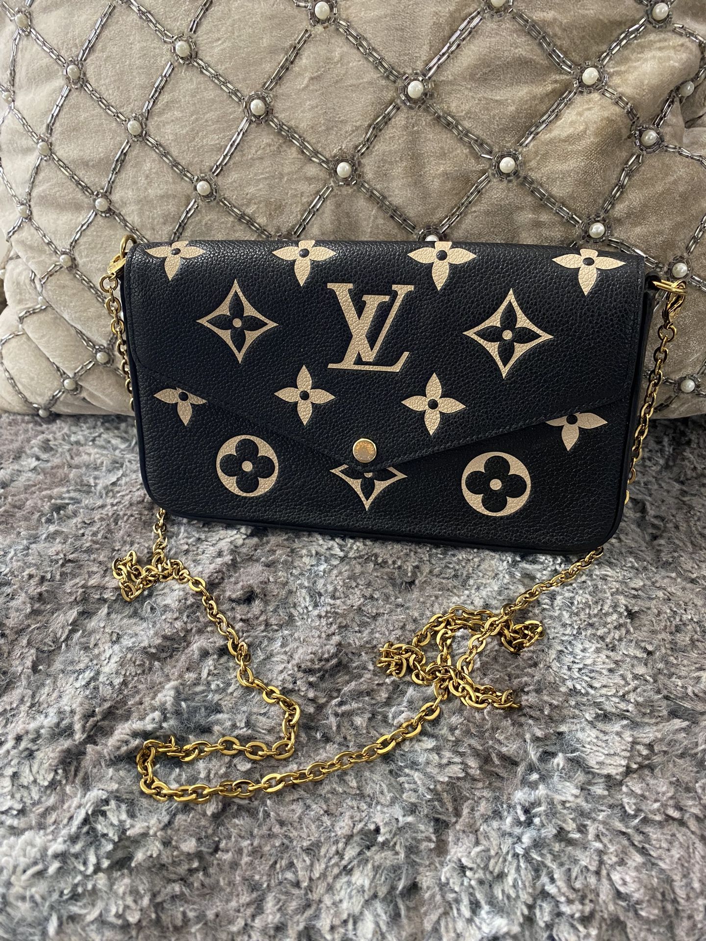 AUTHENTIC LOUIS VUITTON BI COLOR FELICIE BAG AND CHAIN STRAP