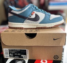 Nike Dunk Low Toasty Rift Blue size 4Y
