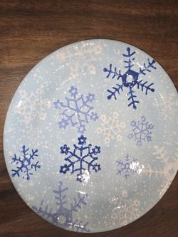 Make Offer 7 Christmas Plates 