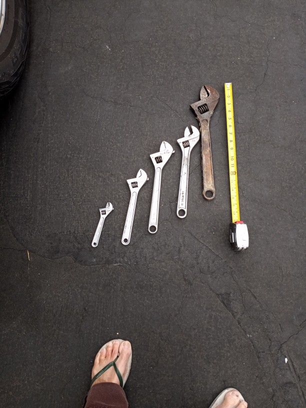 Adjustable Crescent Wrench Lot