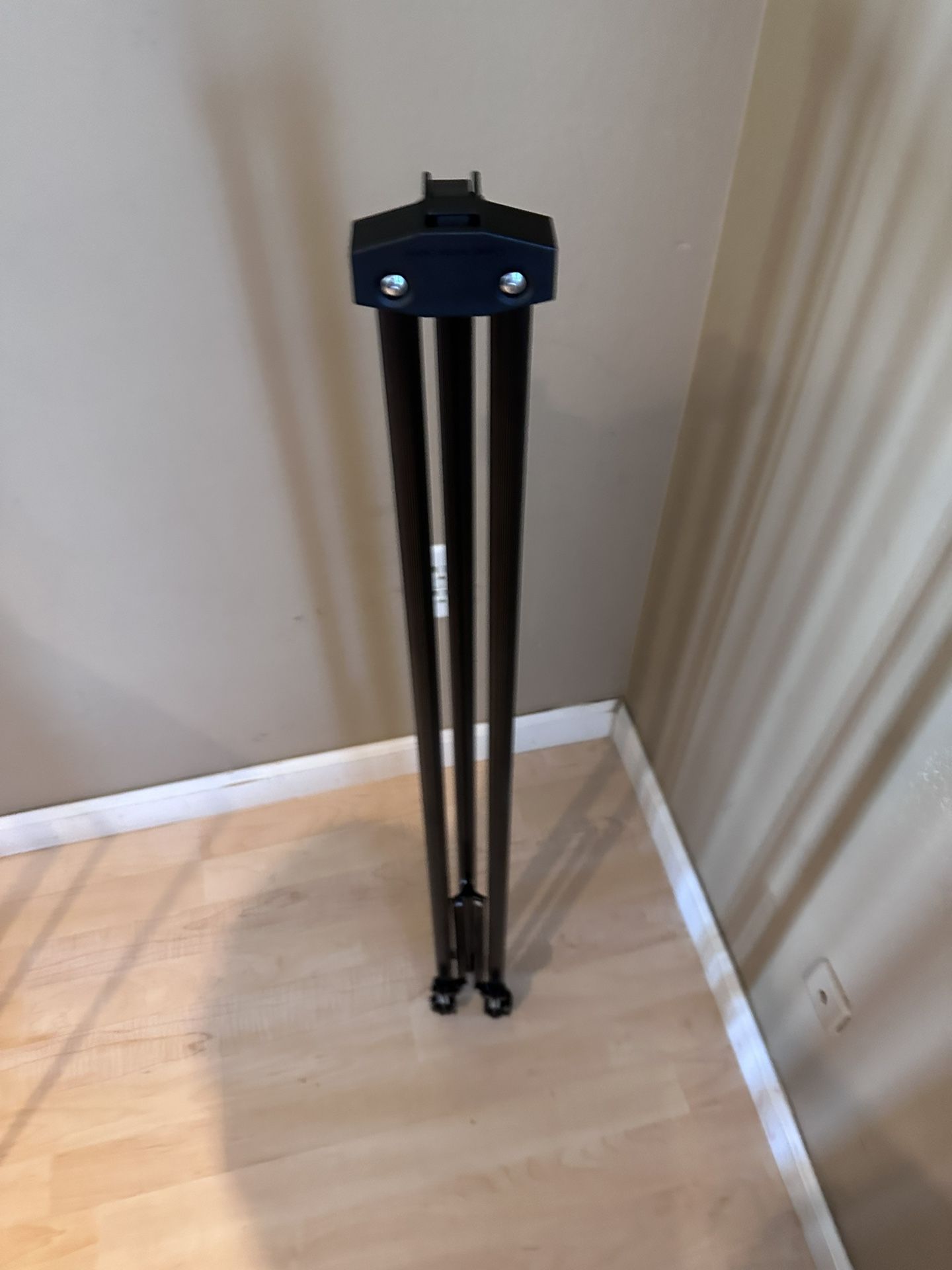 Black Easel