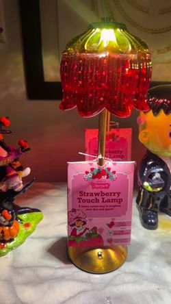Strawberry Shortcake Touch Lamp